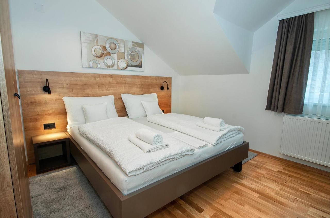 House Forest Queen Apartment Smoljanac